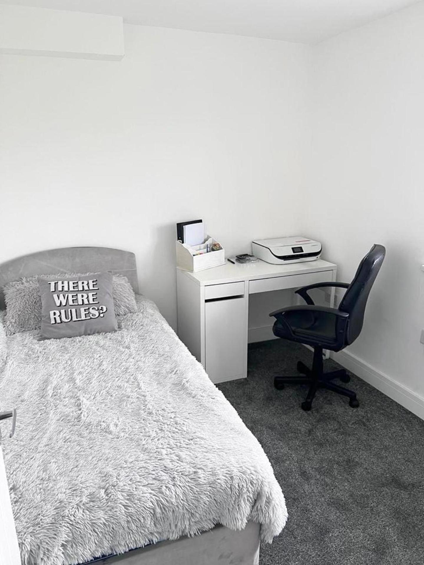 Luxury 2-bed Lindley Apartment *