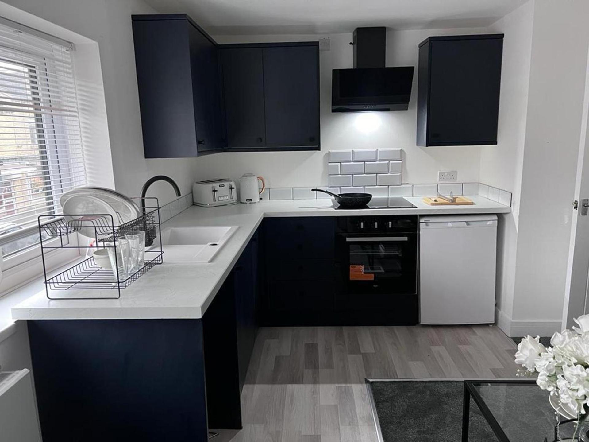 Luxury 2-bed Lindley Apartment *