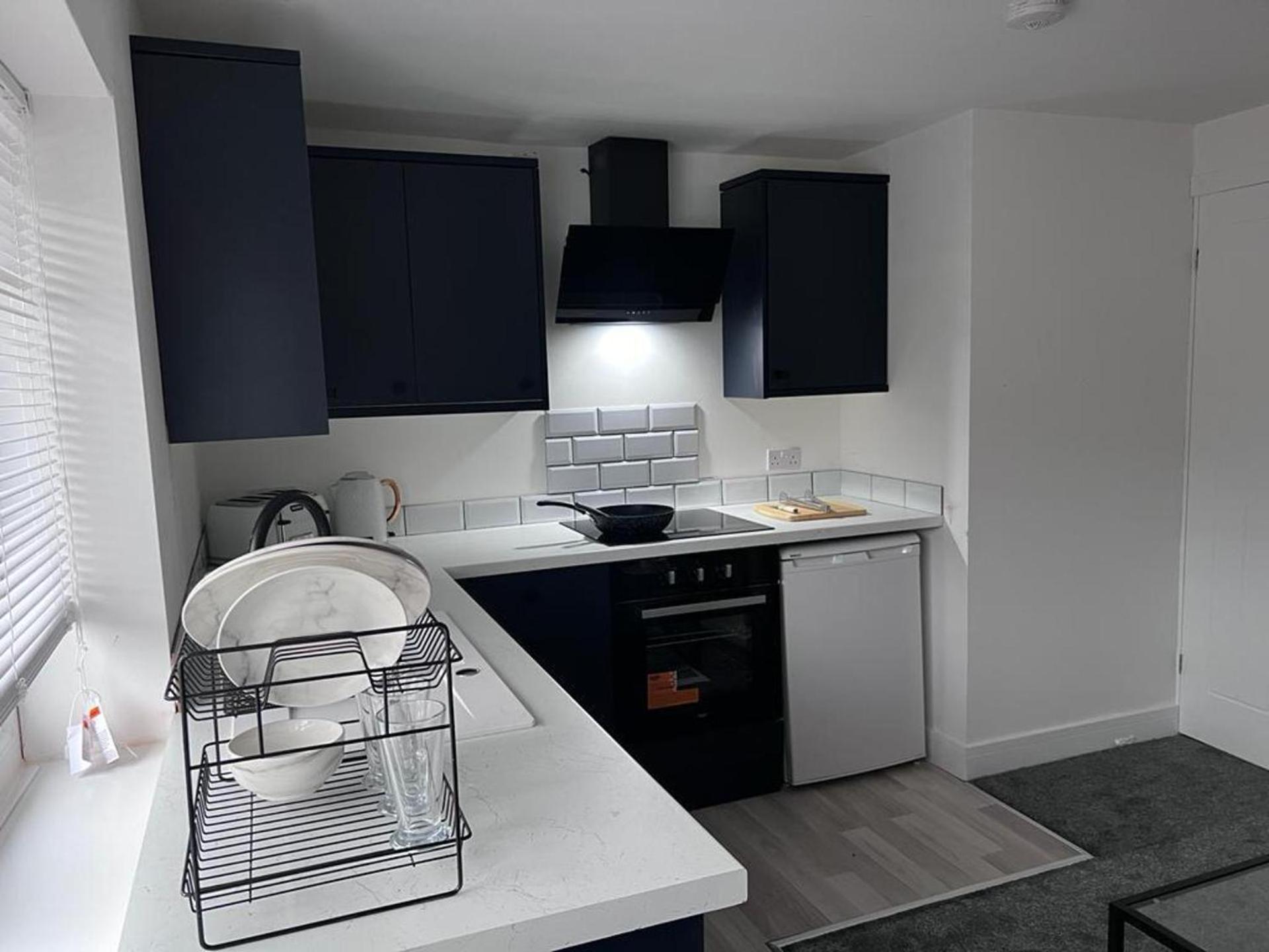 Luxury 2-bed Lindley Apartment Huddersfield