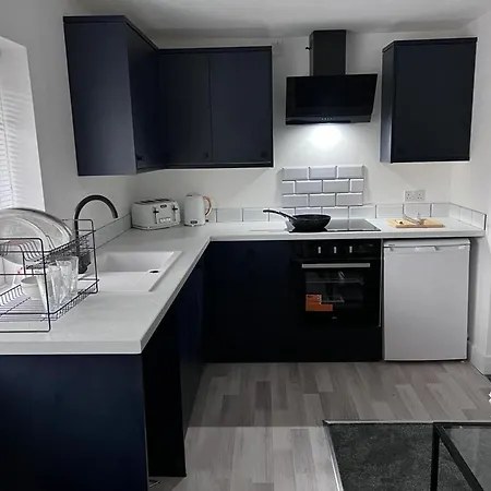 Luxury 2-Bed Apartment Lindley Huddersfield Exterior photo